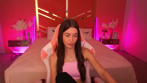 cherryylulu online show from 11-28-25, 08:39