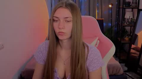 Snapshot of cheryl_backer chatting on 02-03-26, 02:55 Cheryl online show from 02-03-26, 02:55