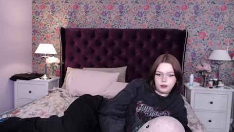 amelia online show from 01-26-25, 03:17