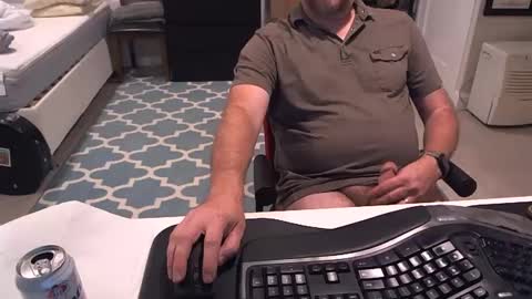 chesbayboy online show from 09-27-25, 04:06