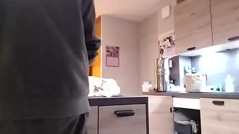 chevy69 online show from 11-23-25, 04:18