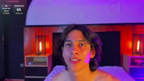 Snapshot of cheys_mast chatting on 07-06-26, 03:03 Cheys online show from 07-06-26, 03:03