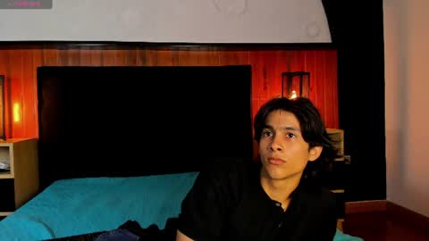 Snapshot of cheys_mast chatting on 07-15-26, 01:05 Cheys online show from 07-15-26, 01:05
