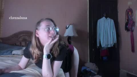 Snapshot of chezzaluna chatting on 07-10-26, 05:26 Chezza online show from 07-10-26, 05:26