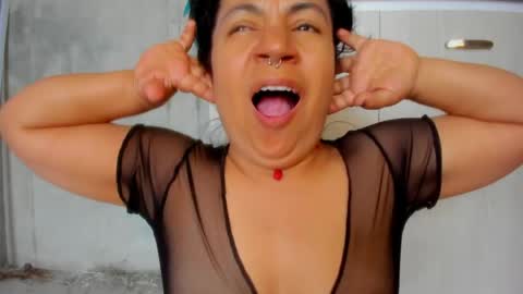 Snapshot of chiarafustox chatting on 04-19-26, 06:10 Chiara fustox online show from 04-19-26, 06:10
