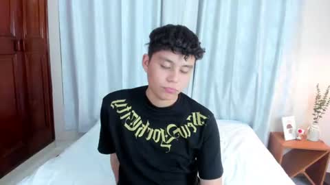 Snapshot of chico_medusa chatting on 06-15-26, 10:45 Nathan online show from 06-15-26, 10:45