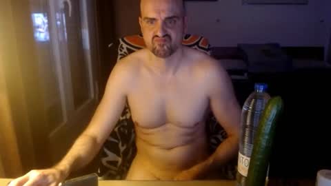 chicocam1983 online show from 11-08-25, 06:18