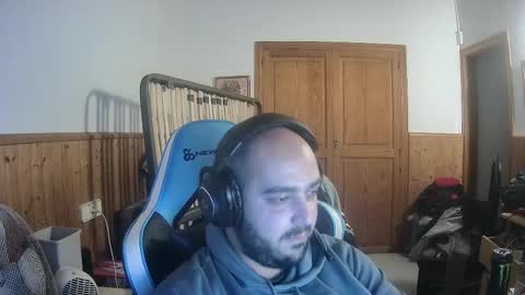 chicomallorca96 online show from 02-18-25, 05:10