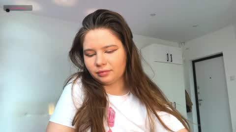 chiculya online show from 04-24-26, 09:56