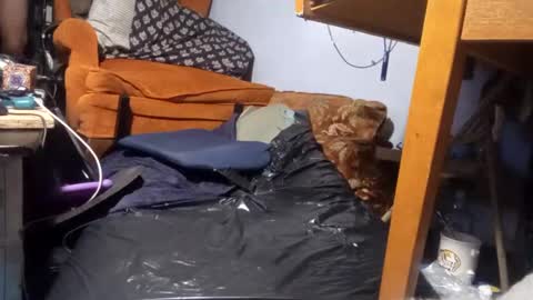 Snapshot of chiefj6izcarezzamatrix chatting on 01-28-25, 01:50 chiefJ6mirrorzmatrixmoke online show from 01-28-25, 01:50