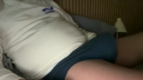 chiguy63v4 online show from 11-09-25, 02:59