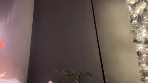 ChiGuy841 online show from 12-16-24, 03:19