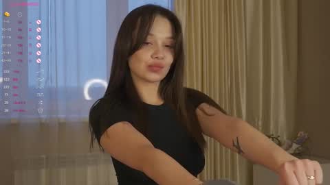 Nicole online show from 12-17-25, 05:46