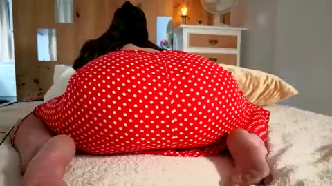 yoursensualparadise online show from 06-05-26, 08:14