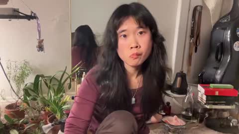 Snapshot of chiloschista chatting on 02-06-25, 02:22 judith online show from 02-06-25, 02:22