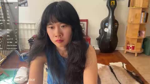 Snapshot of chiloschista chatting on 10-06-25, 04:37 judith online show from 10-06-25, 04:37