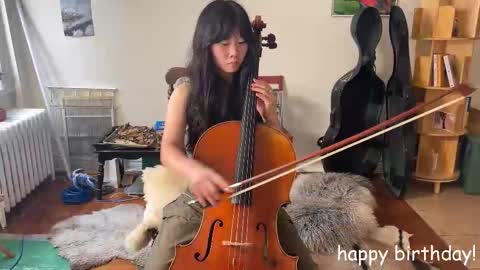 Snapshot of chiloschista chatting on 10-23-25, 05:33 judith online show from 10-23-25, 05:33