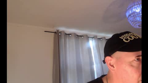 chinomanelli online show from 10-29-25, 03:58