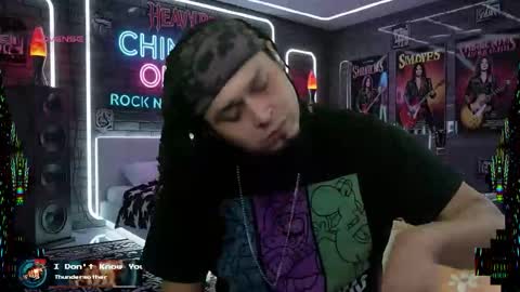 Enrique online show from 11-19-25, 08:36