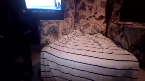 chippy70 online show from 11-15-25, 08:55