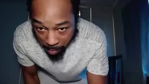 Snapshot of chitownsgod chatting on 01-04-25, 05:05 Antonio Brown online show from 01-04-25, 05:05