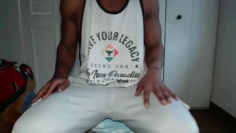 Snapshot of chitownsgod chatting on 03-03-25, 04:24 Antonio Brown online show from 03-03-25, 04:24