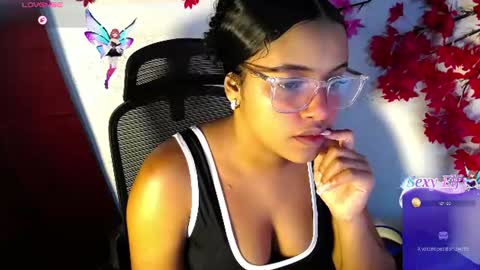Snapshot of chleo_rosse chatting on 06-16-26, 01:30 chleo_rosse online show from 06-16-26, 01:30