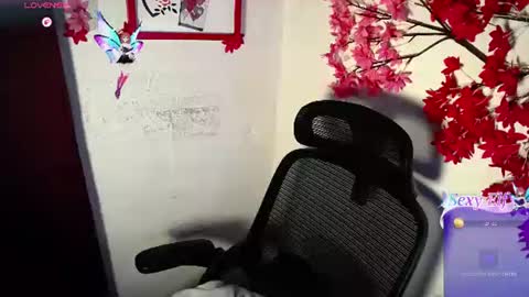 Snapshot of chleo_rosse chatting on 07-03-26, 02:45 chleo_rosse online show from 07-03-26, 02:45