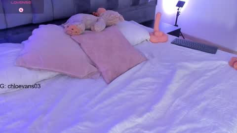 Chloe online show from 02-26-25, 02:36