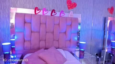 Chloe online show from 09-24-25, 11:35