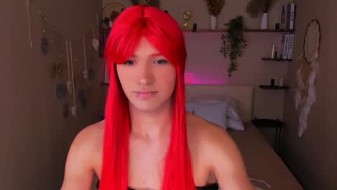 Snapshot of chloe__meow chatting on 11-08-25, 10:48 Chole online show from 11-08-25, 10:48