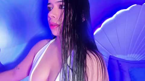 Snapshot of chloe_blowjob chatting on 06-25-26, 11:04 chloe_blowjob online show from 06-25-26, 11:04