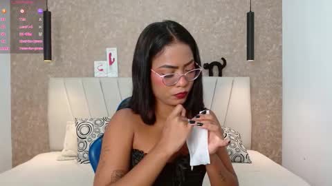 Abby 19 years online show from 09-20-25, 06:42