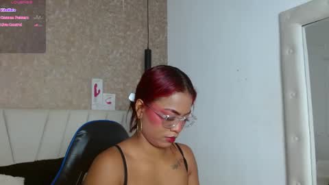 Snapshot of chloe_brownn1 chatting on 04-25-26, 05:43 Abby 19 years online show from 04-25-26, 05:43