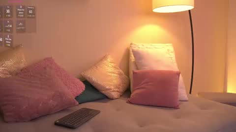 Snapshot of chloe_cherry21 chatting on 11-06-25, 03:07 chloe cherry21 online show from 11-06-25, 03:07