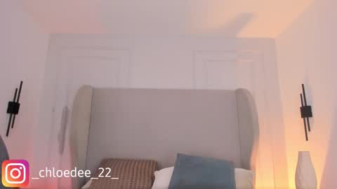 Chloe online show from 01-08-26, 12:07