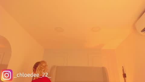 Chloe online show from 01-15-26, 08:19