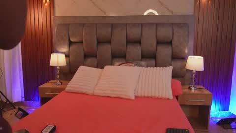 Chloe online show from 01-15-26, 12:32