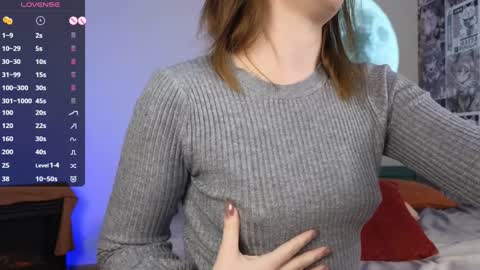 Chloe online show from 02-05-25, 10:51