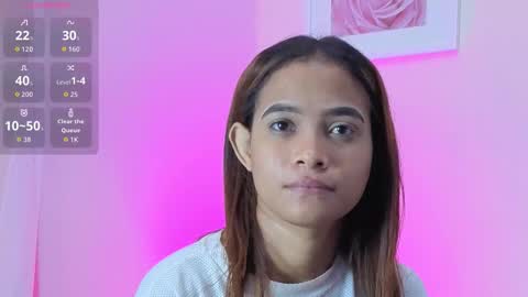 Snapshot of chloe_madisson chatting on 10-12-25, 01:43 chloe online show from 10-12-25, 01:43