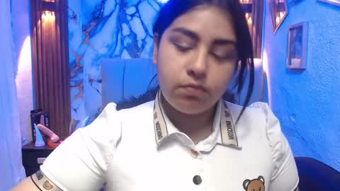 Snapshot of chloe_smith5 chatting on 02-02-26, 02:49 chloe_smith5 online show from 02-02-26, 02:49