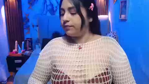 Snapshot of chloe_smith5 chatting on 03-20-26, 02:33 chloe_smith5 online show from 03-20-26, 02:33