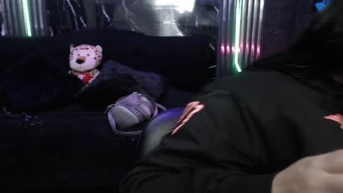 Snapshot of chloe_smith5 chatting on 04-02-26, 01:20 chloe_smith5 online show from 04-02-26, 01:20