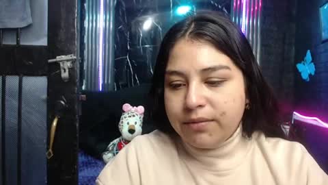 chloe_smith5 online show from 06-29-26, 01:11