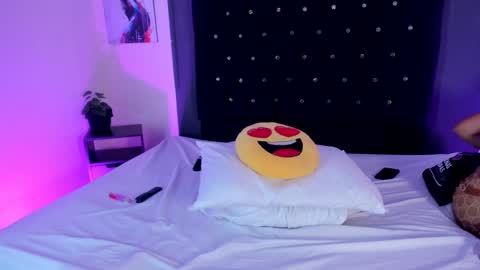 chloe_sterling online show from 04-28-26, 02:27