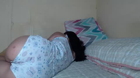 Chloe  online show from 12-06-24, 04:06