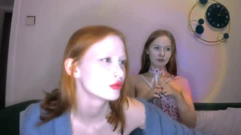 Snapshot of chloe_wifeys chatting on 05-15-26, 06:15 Chloe online show from 05-15-26, 06:15