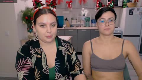 Eva and Sandra online show from 12-30-24, 08:58