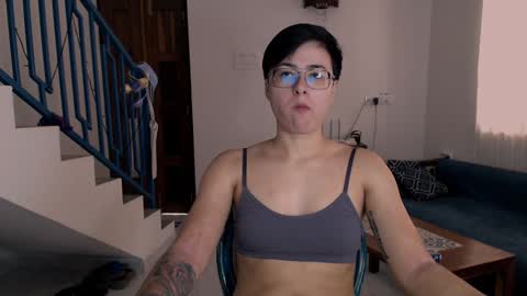 Eva and Sandra online show from 01-29-25, 09:55