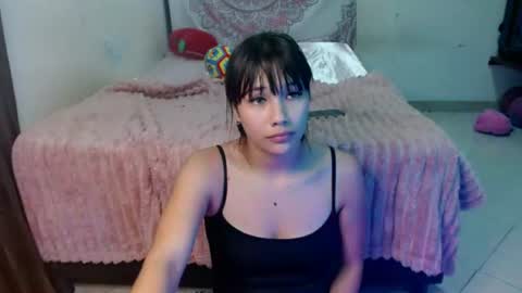 chloe_xsex online show from 07-25-26, 04:10